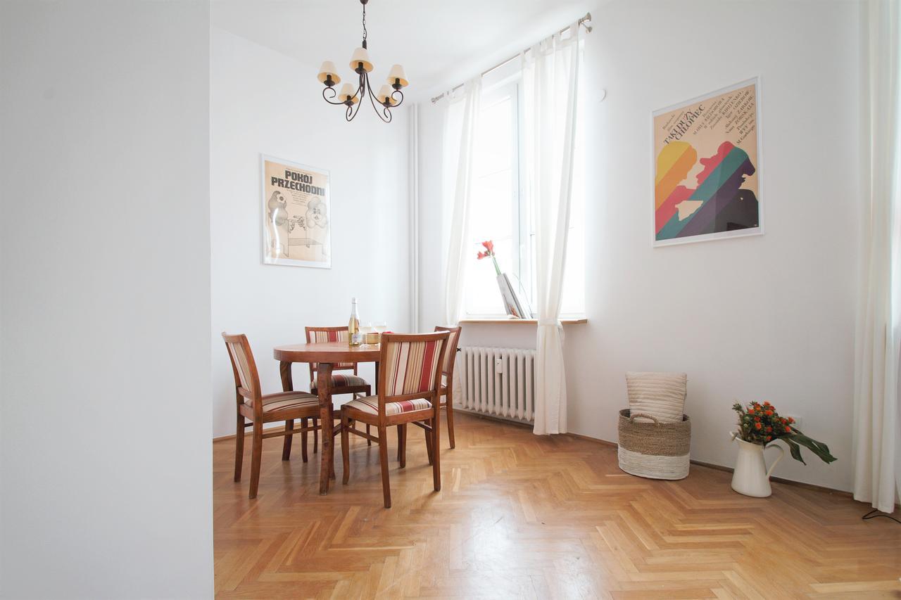 ורשה Apartment Theater Academy Old Town מראה חיצוני תמונה